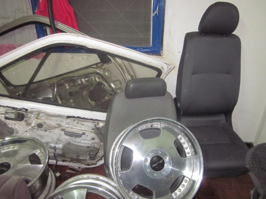 ขายอะไหล่รถตู้ ขายอะไหล่รถตู้