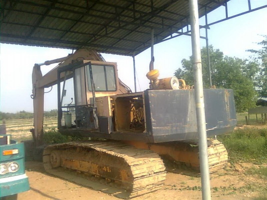 ขาย โคมัสซุ PC200 รู่น3 สภาพพร้อมใช้