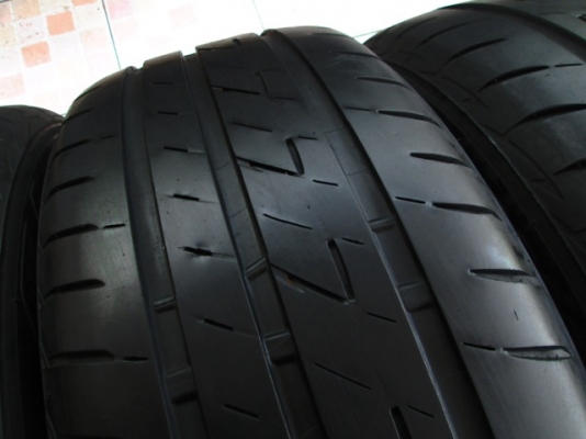 ขายยาง BS. ECOPIA EP200 215-55-17 ปี2813 (1ชุด)