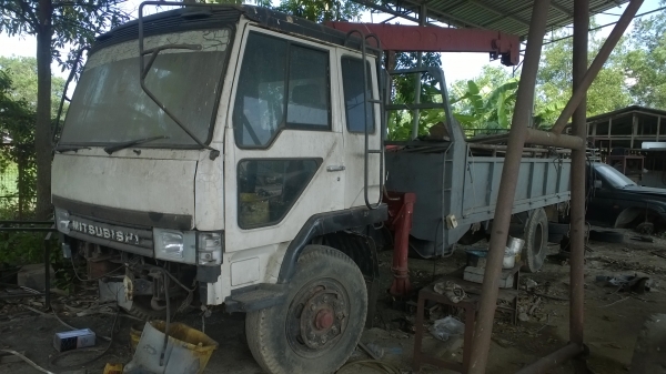 6ล้อHINO KR360 168แรง..ติดเครน3ตัน3ปลอก2ชักท้องเรียบ...วางหัวฟูโซ่..มีเล่มทะเบียน. 6ล้อHINO KR360 168แรง..ติดเครน3ตัน3ปลอก2ชักท้องเรียบ...วางหัวฟูโซ่..มีเล่มทะเบียน.