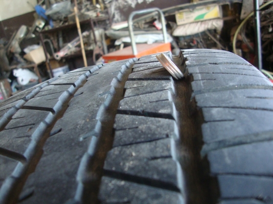 ขออนุญาตขายยาง ขอบ16 สูงๆมือสองครับ