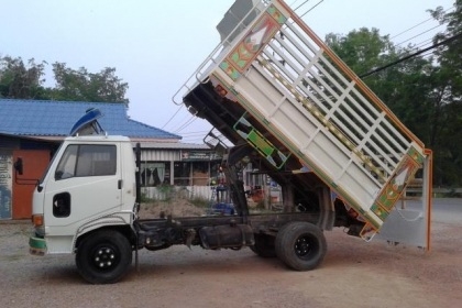 ขายรถบรรทุกหกล้อดั๊มพ์ HINO KM 777 เครื่อง WO4D 117 แรง ดั๊มพ์ยาว 4.30เมตร ยาง8.25 รถห้างแท้ทะเบียนพร้อม