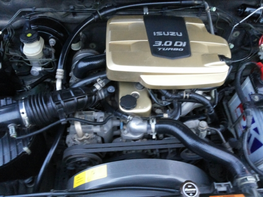 ขายครับดีแม็กปี03ตัวท๊อปเครื่อง3.0(รถพลอมใช้)ครับแม็กขอบ17ภายในเคฟล่าแท้ มีเครื่องเสียนชุดใหญ่ดอกซับ12นิ้ว