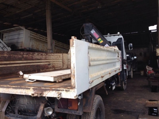 รถฮีโน่ 6 ล้อดั้ม ( ติดเฮี้ยบ 3 ตัน. ) 150 แรงม้า. ปี 55  ( มีขาย 2 คัน. )  สนใจติดต่อ 081 - 6079515