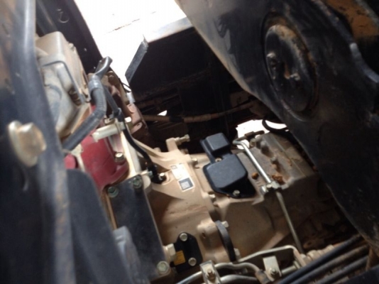 รถฮีโน่ 6 ล้อดั้ม ( ติดเฮี้ยบ 3 ตัน. ) 150 แรงม้า. ปี 55  ( มีขาย 2 คัน. )  สนใจติดต่อ 081 - 6079515