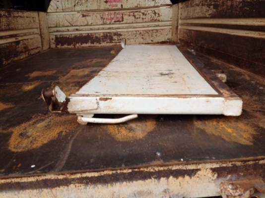 รถฮีโน่ 6 ล้อดั้ม ( ติดเฮี้ยบ 3 ตัน. ) 150 แรงม้า. ปี 55  ( มีขาย 2 คัน. )  สนใจติดต่อ 081 - 6079515