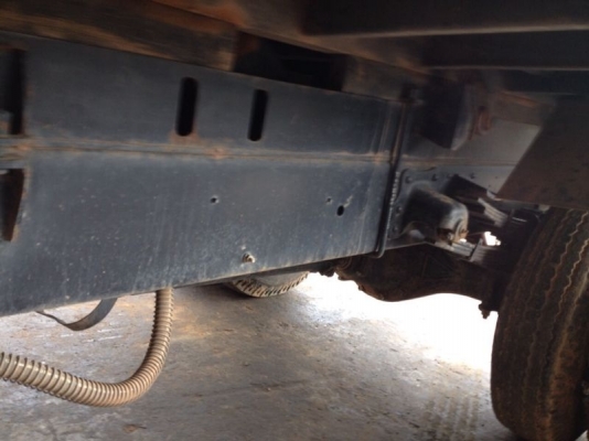 รถฮีโน่ 6 ล้อดั้ม ( ติดเฮี้ยบ 3 ตัน. ) 150 แรงม้า. ปี 55  ( มีขาย 2 คัน. )  สนใจติดต่อ 081 - 6079515