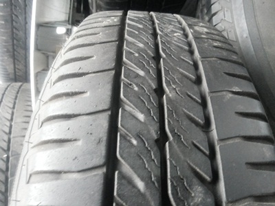 ขายล้อกะทะ15 4รู100 MAZDA พร้อมยางและฝาครอบ 1 ชุด ขายล้อกะทะ15 4รู100 MAZDA พร้อมยางและฝาครอบ 1 ชุด