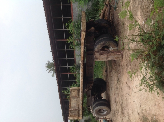 หางพ่วงพื้นเรียบ