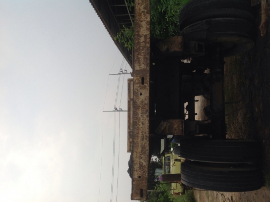 หางพ่วงพื้นเรียบ