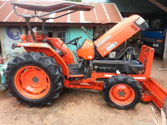 ขาย L4508 สภาพสวยเดิมๆทั้งคันพร้อมใบมีดผานพรวน จัดส่งทั่วประเทศครับ