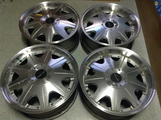 แม็ก vip ขอบ 17 หน้าตื้นหลังออฟลึก 5 รู114 / 100ลดเหลือ 7200 บาท