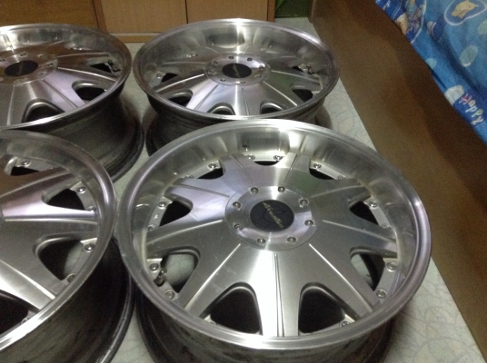 แม็ก vip ขอบ 17 หน้าตื้นหลังออฟลึก 5 รู114 / 100ลดเหลือ 7200 บาท