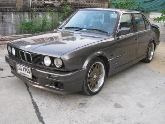 ขายBMW318 เครื่องM40เกียร์ออโต ติดแก๊สLPG35000 ขายBMW318 เครื่องM40เกียร์ออโต ติดแก๊สLPG35000