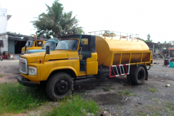 ขายด่วนรถ6ล้อหัวยาวบรรทุกนํ้าบรรจุนํ้า6000ลิตรมีเอกสาร