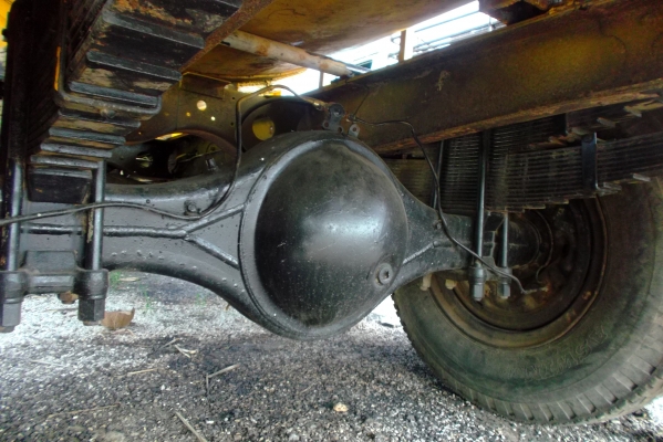 ขายด่วนรถ6ล้อหัวยาวบรรทุกนํ้าบรรจุนํ้า6000ลิตรมีเอกสาร