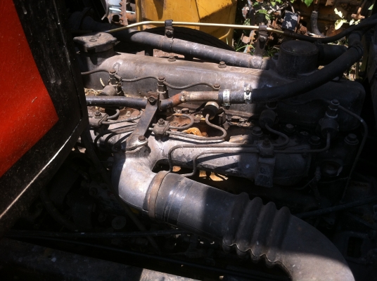 หกล้อสภาพพร้อมใช้ โทร 089-7188336 รถใช้งานน้อยเดิมๆ เครื่อง 135 แรง ด้ำ หกล้อสภาพพร้อมใช้ โทร 089-7188336 รถใช้งานน้อยเดิมๆ เครื่อง 135 แรง ด้ำ