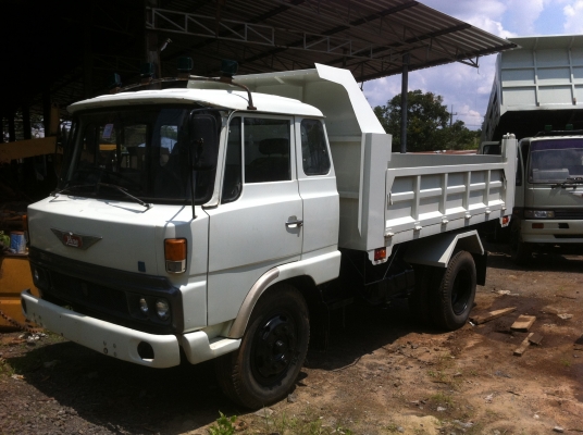 หกล้อสภาพพร้อมใช้ โทร 089-7188336  รถใช้งานน้อยเดิมๆ   เครื่อง 135 แรง  ด้ำ