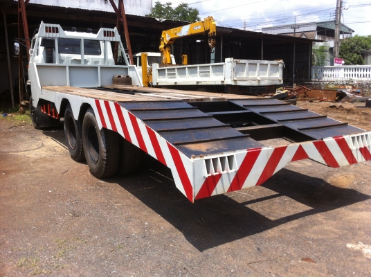 ต้องการขายด่วน..  2 เพลา ขึ้น 200  ได้สบาย  เครื่อง  195 เกียร์สโล ห้าสปีท  แรงๆ