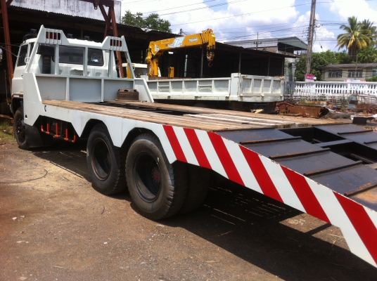 ต้องการขายด่วน.. 2 เพลา ขึ้น 200 ได้สบาย เครื่อง 195 เกียร์สโล ห้าสปีท แรงๆ ต้องการขายด่วน.. 2 เพลา ขึ้น 200 ได้สบาย เครื่อง 195 เกียร์สโล ห้าสปีท แรงๆ