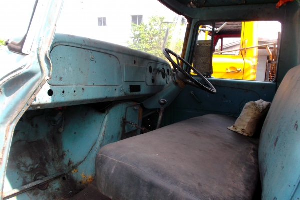 ขายรถสเปยางมะตอยบรรจุยาง5ตันรถอินเตอเครืองอีชุชุ125แรง