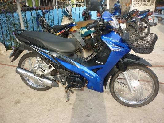 เวฟ 110 i เครื่องดีพร้อมใช้ 24500 บาท เวฟ 110 i เครื่องดีพร้อมใช้ 24500 บาท