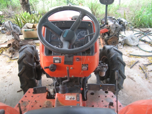 ..สุ..คูโบต้า 3408 หลังคา ขาว  ราคา 220000  บาท