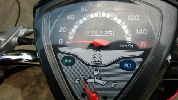 LET 2013 สวยๆ ไม่ล้มไม่ชนสภาพดี วิ่ง7000 ขายกันถูกๆ ราคาต่อรองได้