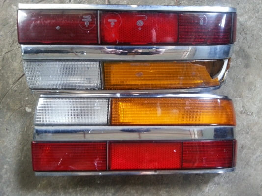 ขายไฟท้ายbmw e28