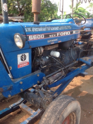 รถแทรกเตอร์ฟอร์ด สภาพดีเยี่ยม พร้อมใช้งาน ขายพร้อมใบดันหน้าและผานสาม