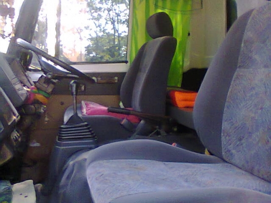 ขาย6ล้อISUZU ROCKY 175แรง(รถประกอบ)ตู้แห้งภายในกรุสแตนเลส 485,000บาท ใช้ส่งนํ้าแข็งได้เลยครับ เสี่ยใหญ่จากร้อยเอ็ดรัไปแล้วครับขอบคุณครับ