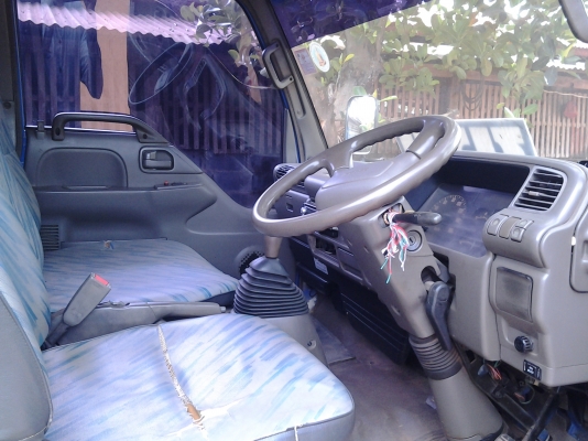 ISUZU NKR 110 แรงม้า พร้อมคอก ห้างแท้ยาว 4.3 ม. เล่มพร้อมโอน ISUZU NKR 110 แรงม้า พร้อมคอก ห้างแท้ยาว 4.3 ม. เล่มพร้อมโอน