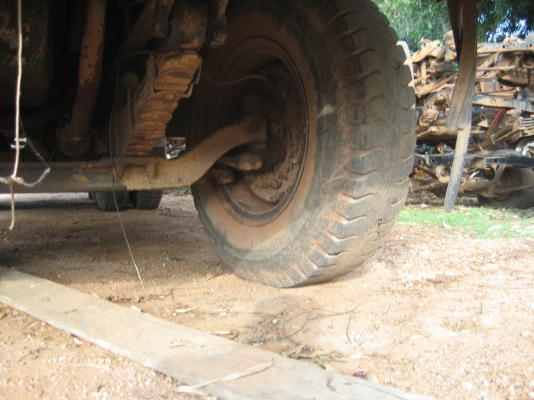 สิบล้อ หัวยาว 145 แรง  275000  บาท