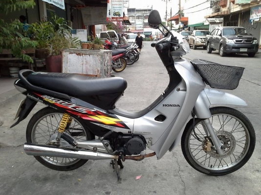 Wave 100 ปี 48 สตาร์ทมือ รถบ้าน เดิมๆเครื่องแน่น ไม่หลวม เอกสารครบ