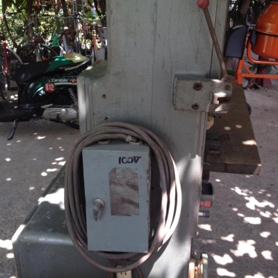 เครื่องตัด AMADA เก่าญี่ปุ่น สภาพดี เครื่องพร้อมทำงาน เครื่องตัด AMADA เก่าญี่ปุ่น สภาพดี เครื่องพร้อมทำงาน