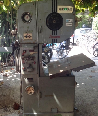 เครื่องตัด AMADA เก่าญี่ปุ่น  สภาพดี เครื่องพร้อมทำงาน