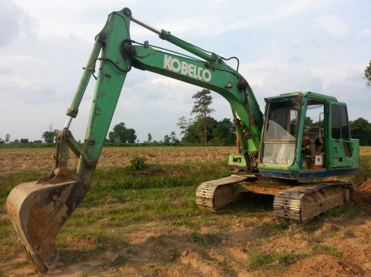 ขายKOBELCO100 - 2 สภาพพร้อมใช้งาน เครื่องดี เอวแน่น ทำงานคล่อง ไม่โหลด