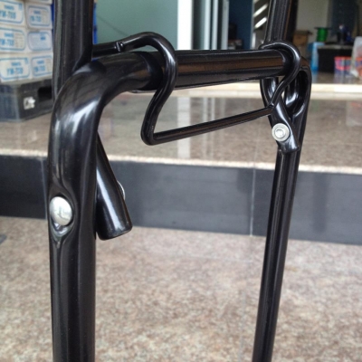 รถลากจูงสำหรับเข็นของ พร้อมสายรัดของ สำหรับใช้ลากสิ่งของต่างๆ