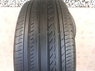 ขายยาง215/55/16 ปี 1111 YOKOHAMA ADVAN 1 คู่