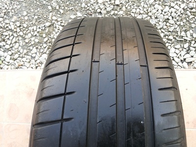 ขายยาง205/55/16 ปี 10 MICHERLIN PILIT SPORT3 1 ชุด