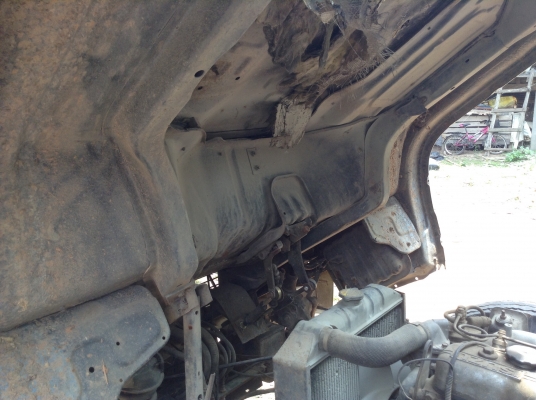 ขาย 6 ล้อ ISUZU TLD เครื่อง 4BB1 100 แรงฝาขาว คัสซีสวย วางหัว NKR ยกหัวได้ คัสซีสวยตลอดเส้น ยางดี ทะเบียนพร้อมโอน