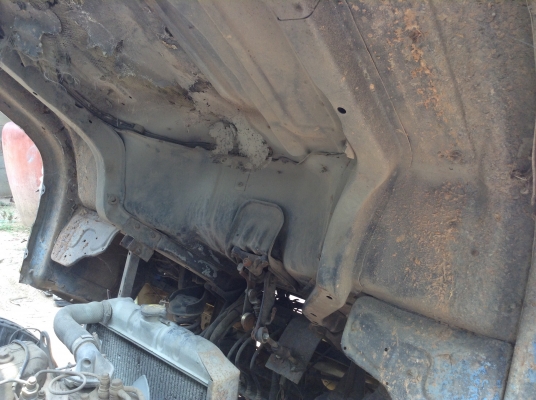 ขาย 6 ล้อ ISUZU TLD เครื่อง 4BB1 100 แรงฝาขาว คัสซีสวย วางหัว NKR ยกหัวได้ คัสซีสวยตลอดเส้น ยางดี ทะเบียนพร้อมโอน