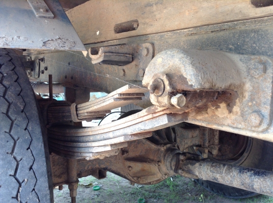 ขาย 6 ล้อ ISUZU TLD เครื่อง 4BB1 100 แรงฝาขาว คัสซีสวย วางหัว NKR ยกหัวได้ คัสซีสวยตลอดเส้น ยางดี ทะเบียนพร้อมโอน