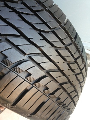 ขายยาง(เศษยาง)265/60/18 ปี 12 HANKOOK 1 เส้น