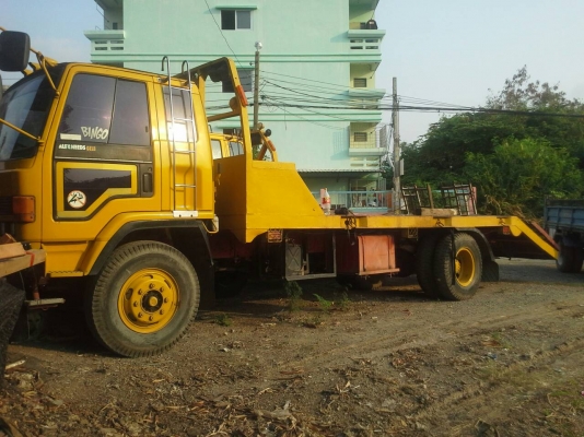 ขายหกล้อ,,เทรลเลอร์ ISUZU 175 hp แอร์,,มีวินส์,,ปั้มไดกิ้นส์เบอร์ 22 ,,แรง ไม่จุกจิก,,,,ทะเบียน,พร้อมใช้งาน
