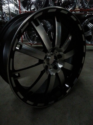 ขายแม็ก LENSO ขอบ20 5รู  ปัดเงาใบพัด สวยๆๆแข็งแรง