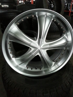 ขายแม็ก 5ก้านยก  ขอบ 20  5รู สวยๆๆครับ +ออฟสวยๆๆลึกๆ