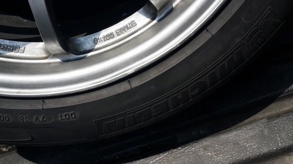 ขายล้อ ce28 แท้ๆ ขอบ17 หน้ากว้าง7.5"et33 หลัง 9"et35 38000