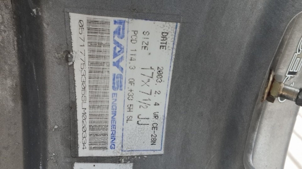 ขายล้อ ce28 แท้ๆ ขอบ17 หน้ากว้าง7.5"et33 หลัง 9"et35 38000