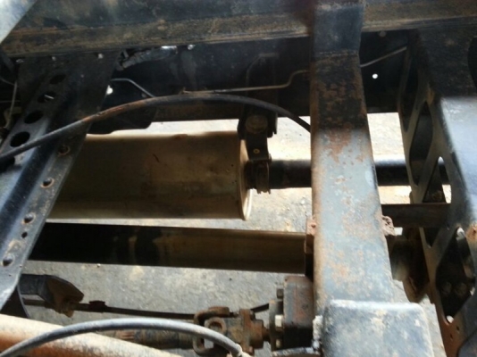 รถฮีโน่ 6 ล้อดั้ม ( ติดเฮี้ยบ 3.5 ตัน. ) 150 แรงม้า. ปี 55 ( รถวิ่ง 35,xxx กม. ) สนใจติดต่อ 081 - 6079515 รถฮีโน่ 6 ล้อดั้ม ( ติดเฮี้ยบ 3.5 ตัน. ) 150 แรงม้า. ปี 55 ( รถวิ่ง 35,xxx กม. ) สนใจติดต่อ 081 - 6079515